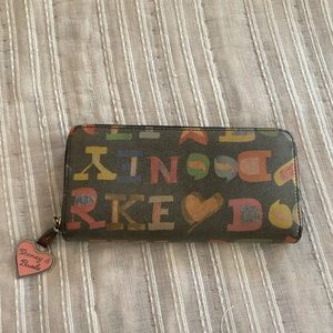 RARE Vintage  Dooney and Bourke Doodle Wallet